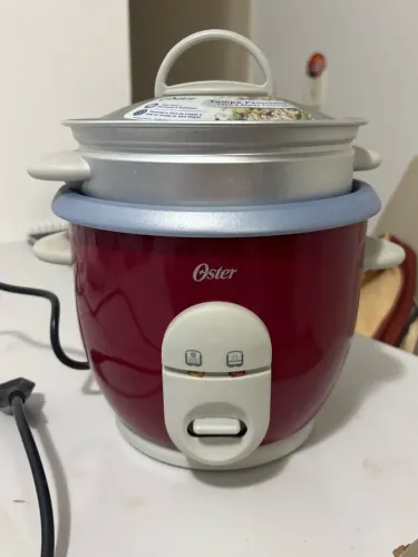 Panela Elétrica de Arroz Oster Vinho 110V com Tampa de Vidro