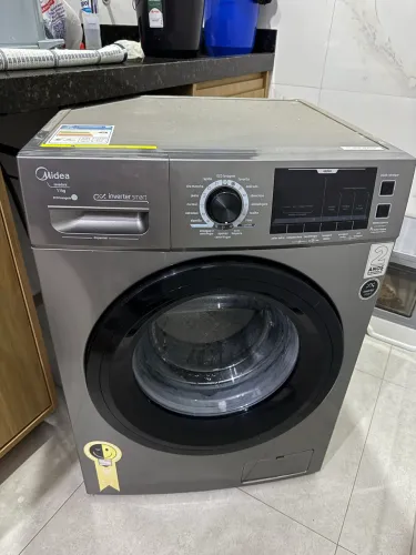 Máquina de valar Midea