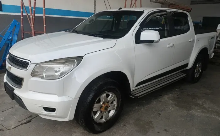 Chevrolet S10 Pick-up LT 2.8 TDI 4X4 CD Diesel AUT 2015