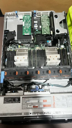 DELL POWEREDGE R730 SEMINOVO Formato Rack 2U