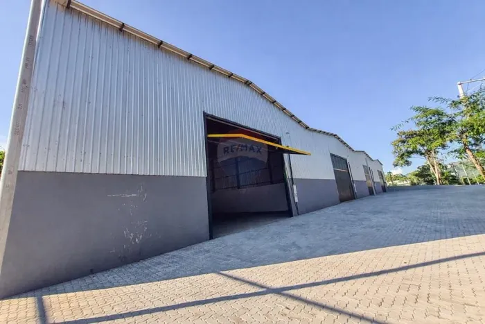 Galpão 530m2 Pé Direito 7.2m para aluguel em Comendador Levy Gasparian