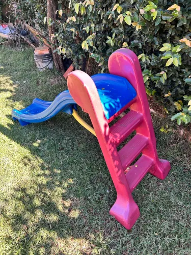 Escorregador infantil 