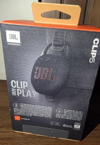 JBL Clip 5