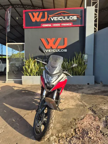 Moto de garagem
