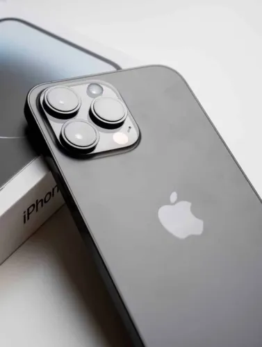 iPhone 14 Pro 128GB Preto Excelente