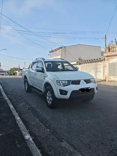 Mitsubishi L200 Triton HPE 3.5 CD V6 24V Flex Aut. 2012