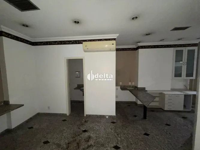 Sala disponível para locação no bairro Centro em Uberlândia-MG