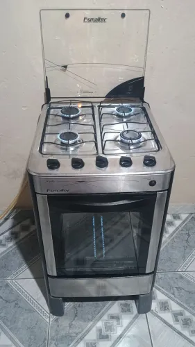 Fogão Esmaltec inox de 4 bocas valor 300 reais faço entrega aceito Pix