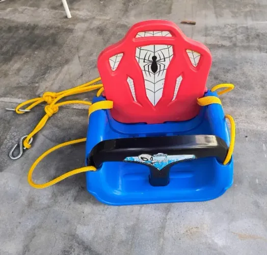Balanço infantil Homem Aranha Xalingo