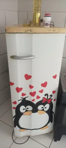Geladeira compacta