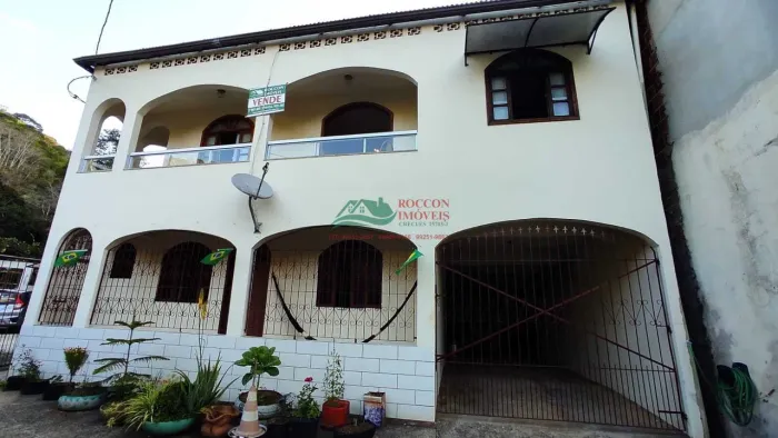 CASA A VENDA EM DOMINGOS MARTINS ES