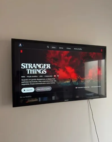 Smart tv 32 Full HD Modelo Novo aceito cartão Faço entrega