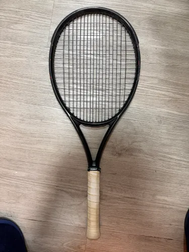 VENDE-SE PAR de Raquetes de Tênis Wilson BURN FST 99s