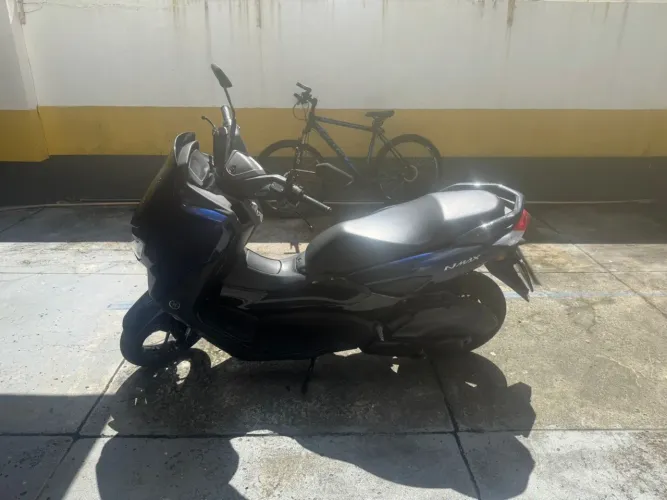 ? NMAX 160 2021/2021 À venda