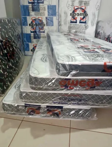 Colchao solteiro novo 