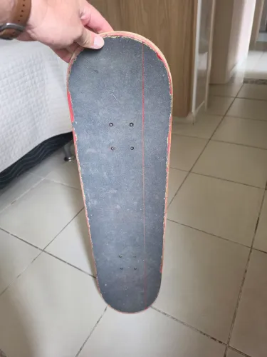 VENDO ESKATE PROFISSIONAL.
