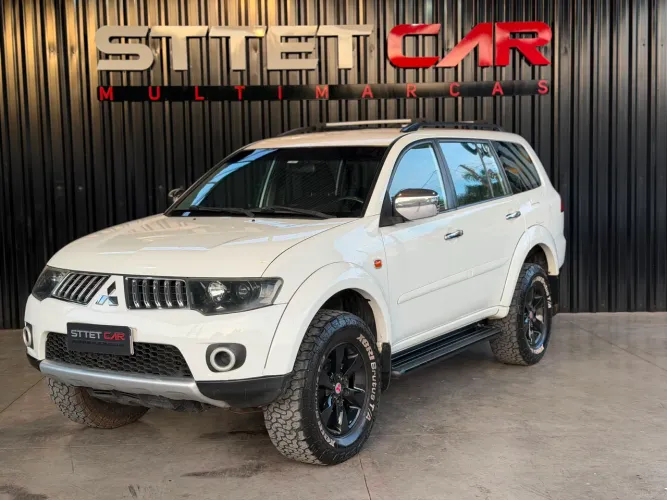 Mitsubishi Pajero Dakar 3.2 4X4 T.i. Dies. 5P Aut. 2013