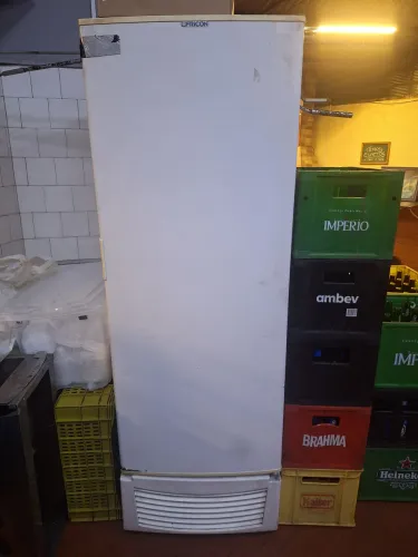Freezer vertical Fricon 558 Litros