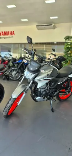 Yamaha Factor DX 2026