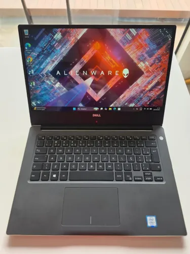 Notebook Dell Core i7 Todo Em Metal Com Placa de Vídeo Dedicada