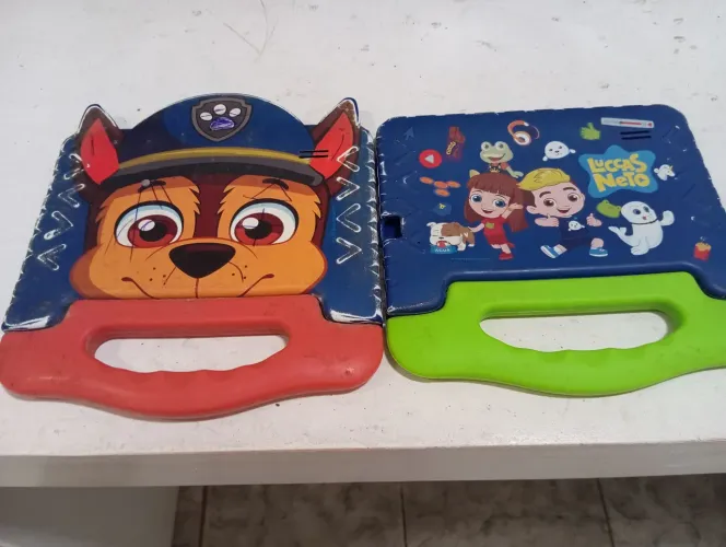 Vendo 2 capa de tablet ais 2 por 40 