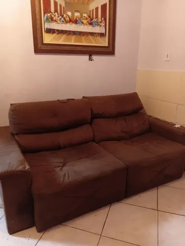 Sofá retrátil- 250,00