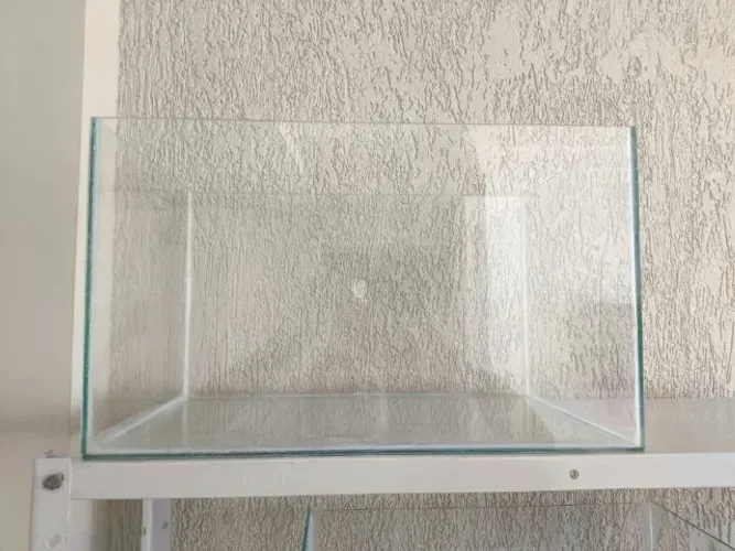 Aquário 39L Barato e em Ótimo Estado
