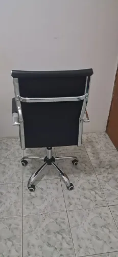 Oportunidade cadeira de escritório giratória alta presidente