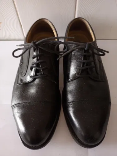Sapato Social CNS de Couro Legitimo Semi Novo Numero 41