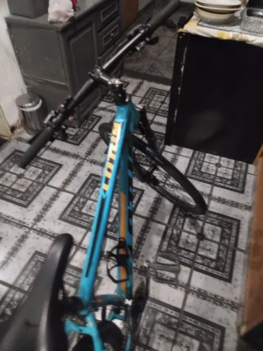 Bike lotus aro 29,valor 1600$ pra sair logo, preço negociável ,vem no privado.