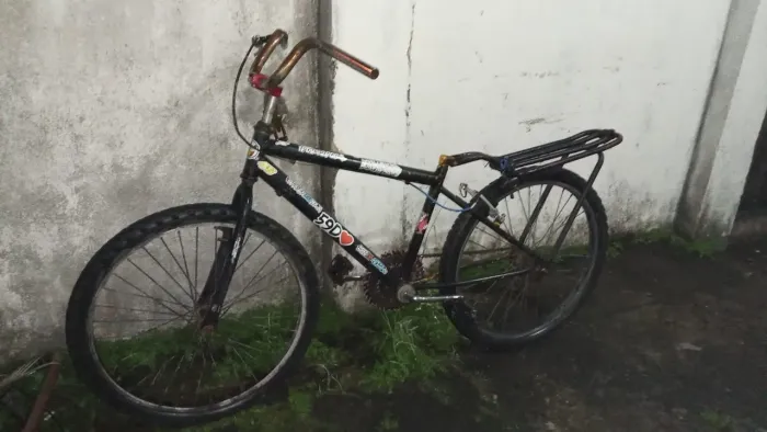 Bicicleta no precinho