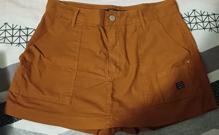 Shorts saia novo