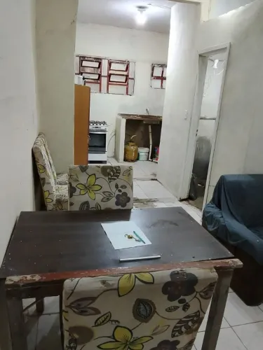 Aluguel de quarto cubatao 850
