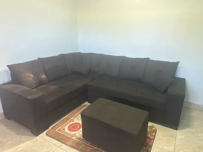 Vende se um sofá