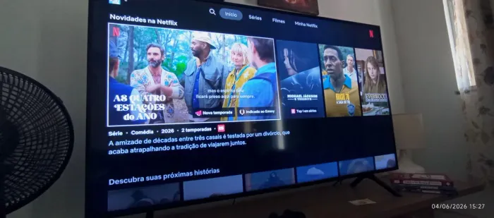 TV Samsung 55 polegadas com uma pequena manchinha no canto de cima fora isso tudo ok