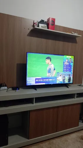 Vendo um lindo rack com painel pra TV