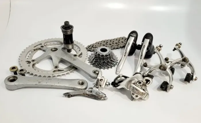 Grupo Campagnolo Chorus / Veloce 9v