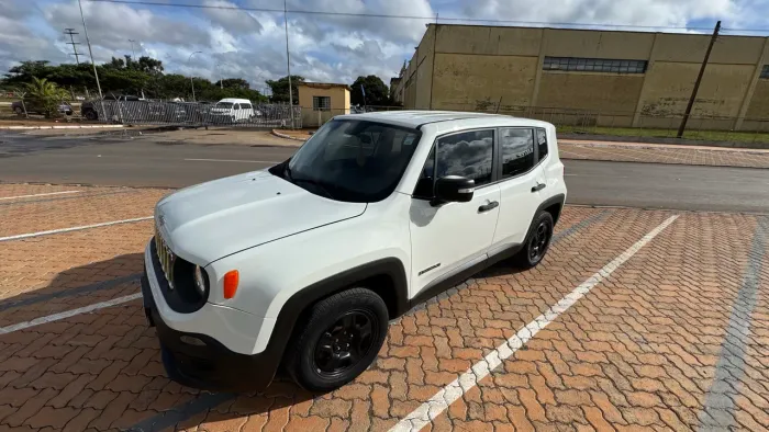 Jeep Renegade 1.8 4X2 Flex 16V Mec. 2016