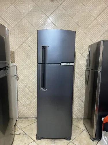Geladeira Brastemp inox 300L linda