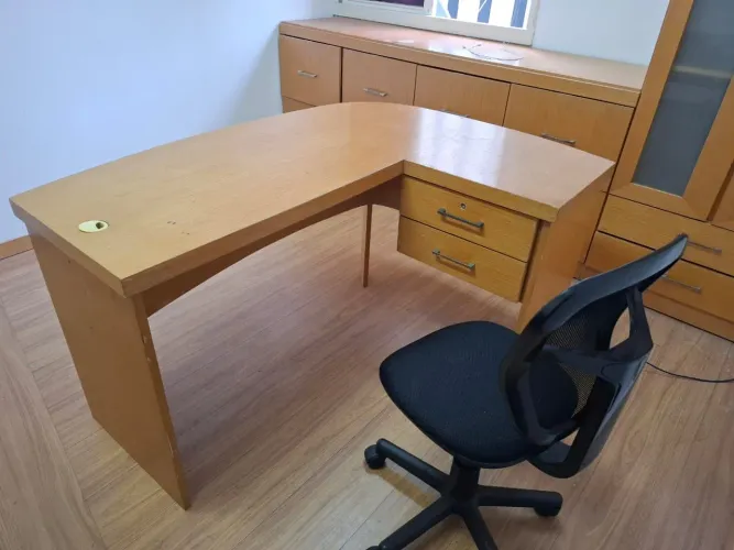 Mesa de escritório de 1400 por 300