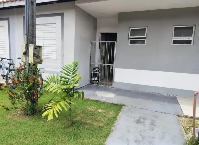 CASA DE ALAMEDA- CONDOMINIO MORADAS CLUB RIOS DO PARÁ