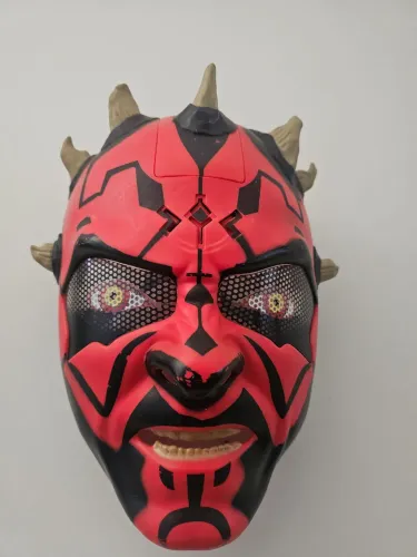 Mascara eletrônica star wars