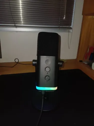 Microfone Condensador/Dinâmico Fifine AM8 USB/XLR (2 Meses de Uso - Estado de Novo)