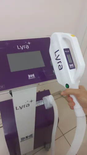 Lyra ibramed (aparelho para fotodepilaçao)