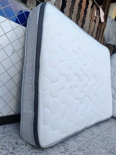 Colchão casal ortobom luxo, sem uso Aceito cartão e entrego