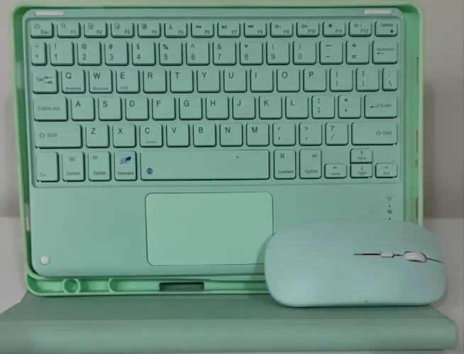Capa+teclado tablet