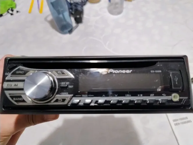 Som Automotivo Pioneer DEH-1550UB 