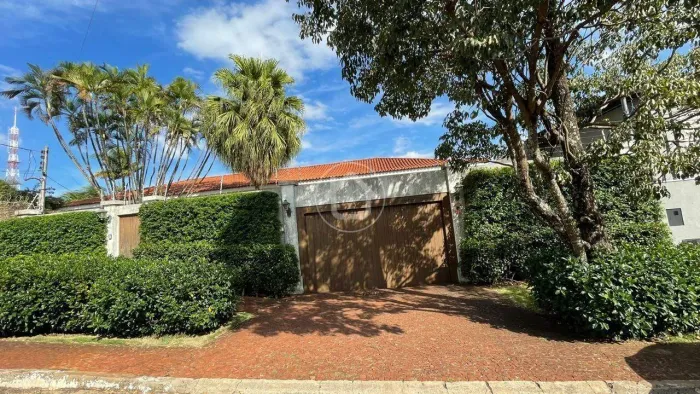 CASA 5 QUARTOS (2 SUITES) ESCRITORIO E AMPLO LAZER