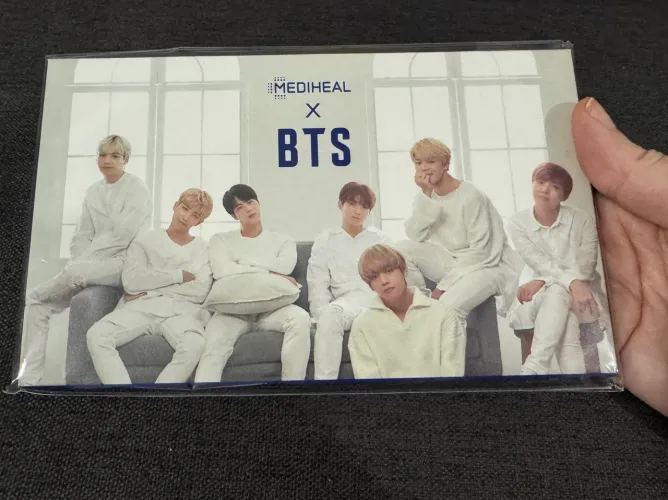 Kit postcards MEDIHEAL X BTS (ORIGINAL) azul