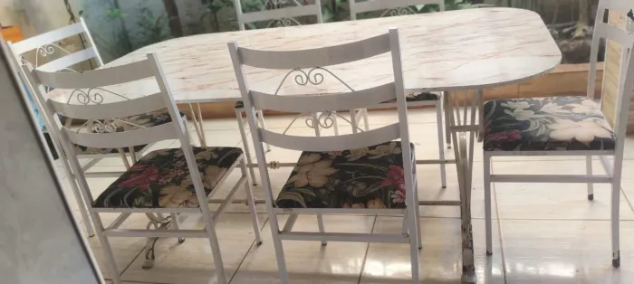 Mesa de jantar 6 cadeiras